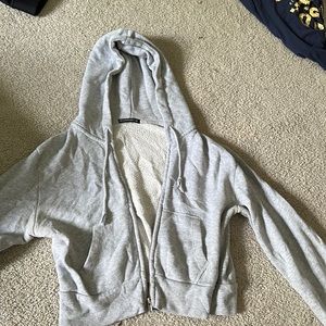 Grey cropped hoddie